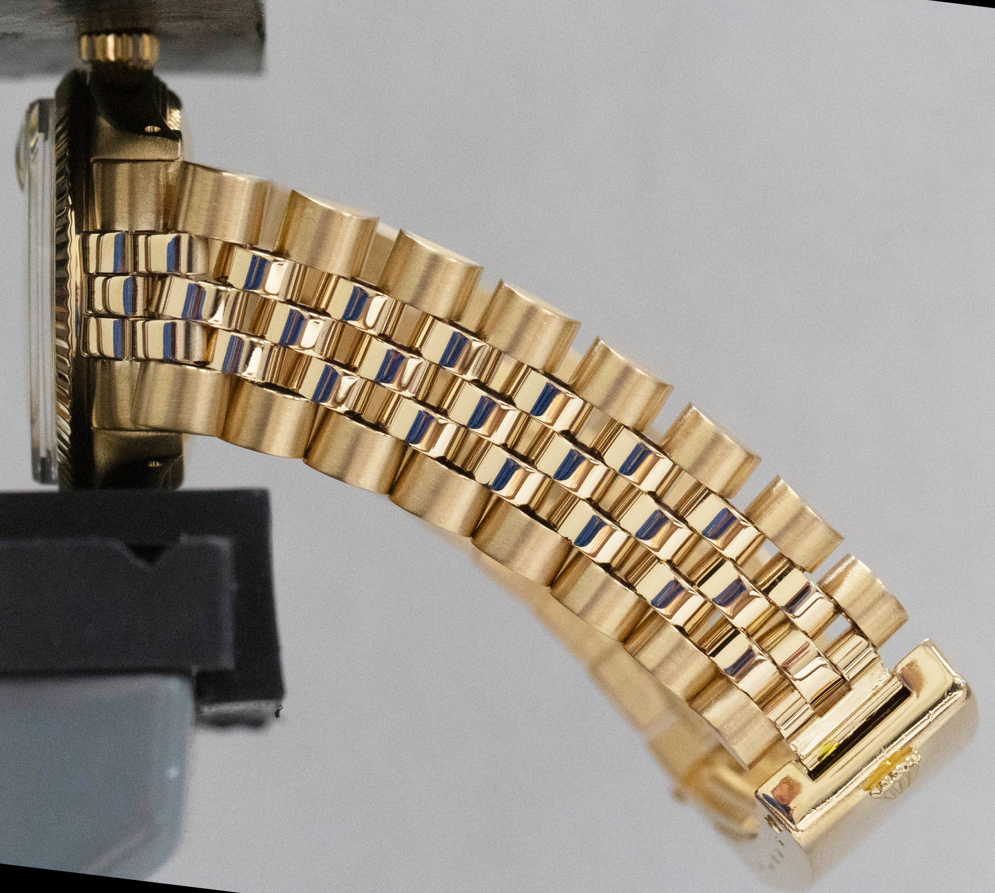 Rolex DateJust President 31mm Champagne Jubilee 18K Yellow Gold 6827 Watch