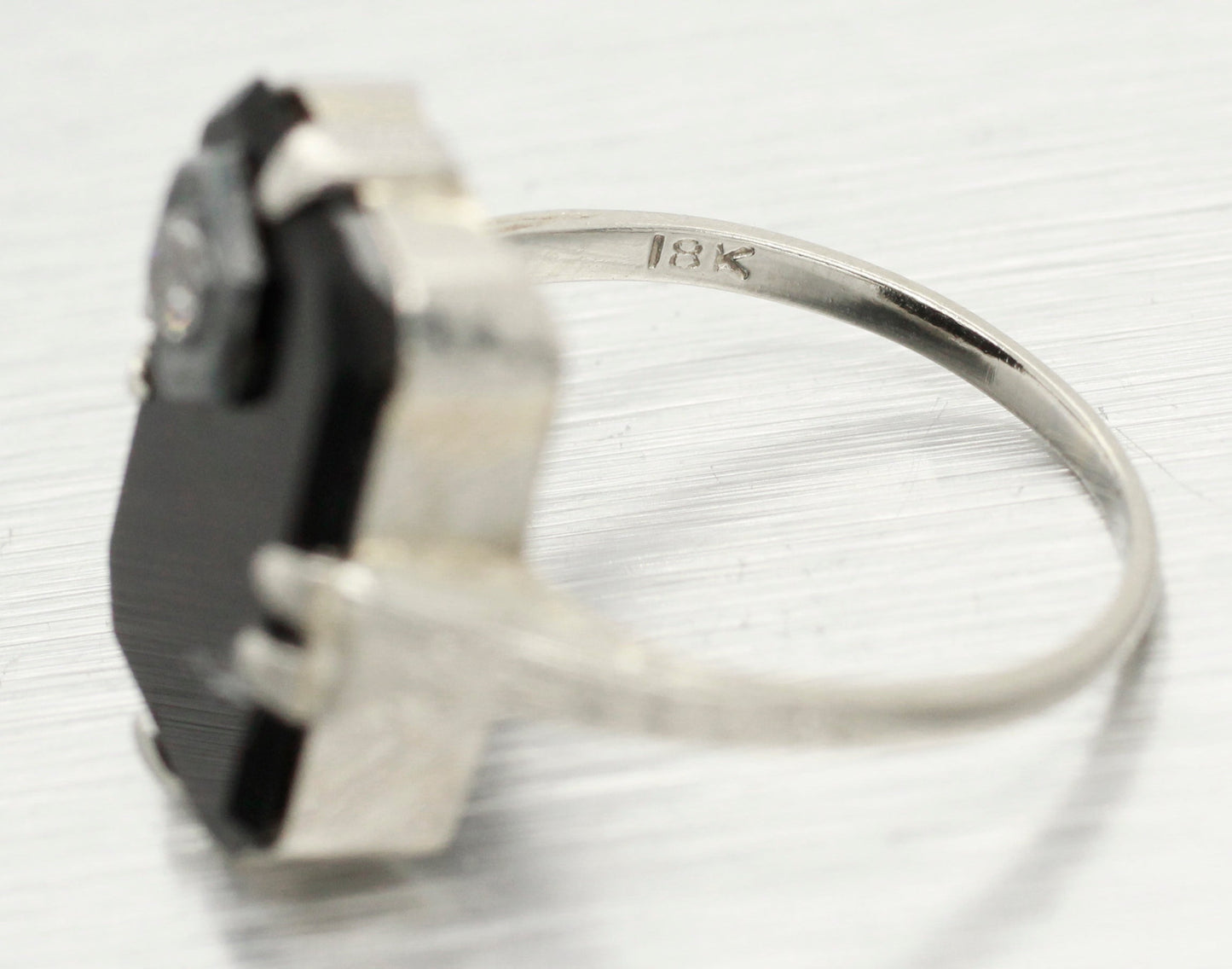 Antique Art Deco 0.05ct Diamond and Onyx Cocktail Ring - 18k White Gold