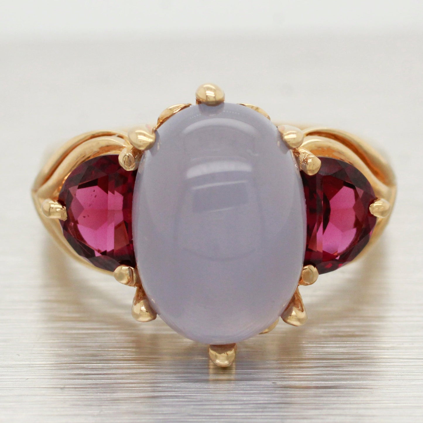 Vintage Light Cabochon Amethyst Cocktail Ring - Garnet Accents - 14k Yellow Gold