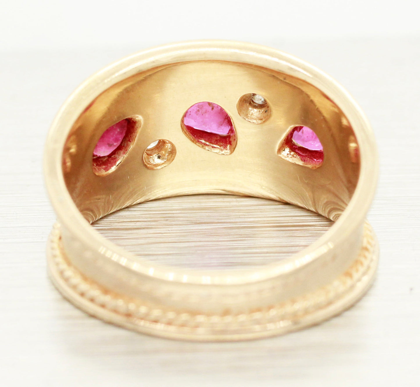 Vintage 0.40ctw Pear Cut Ruby & Diamond Band Ring - 14k Yellow Gold w/ Milgrain