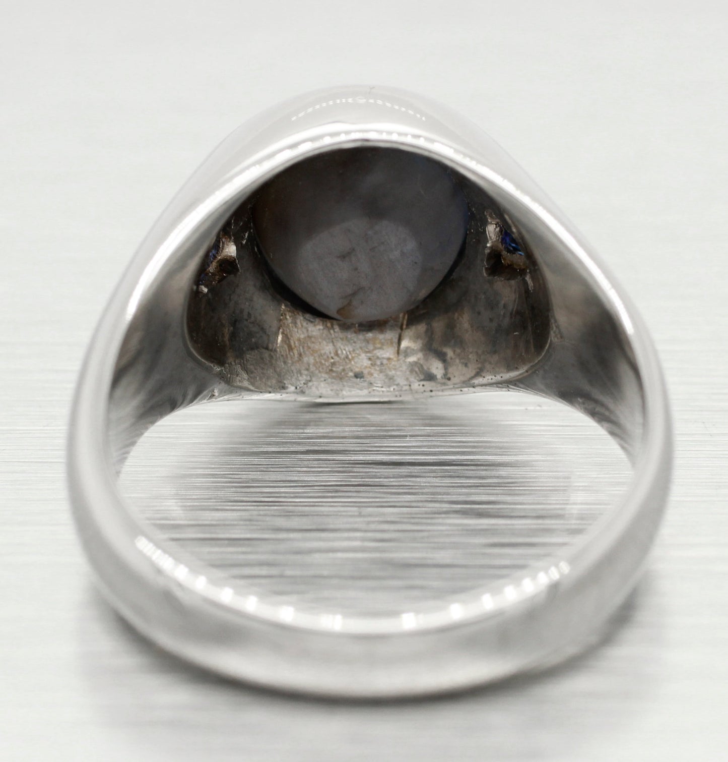 Men's Modern 7ct Blue Star Sapphire Band Ring  - 18k White Gold | Size 10.5
