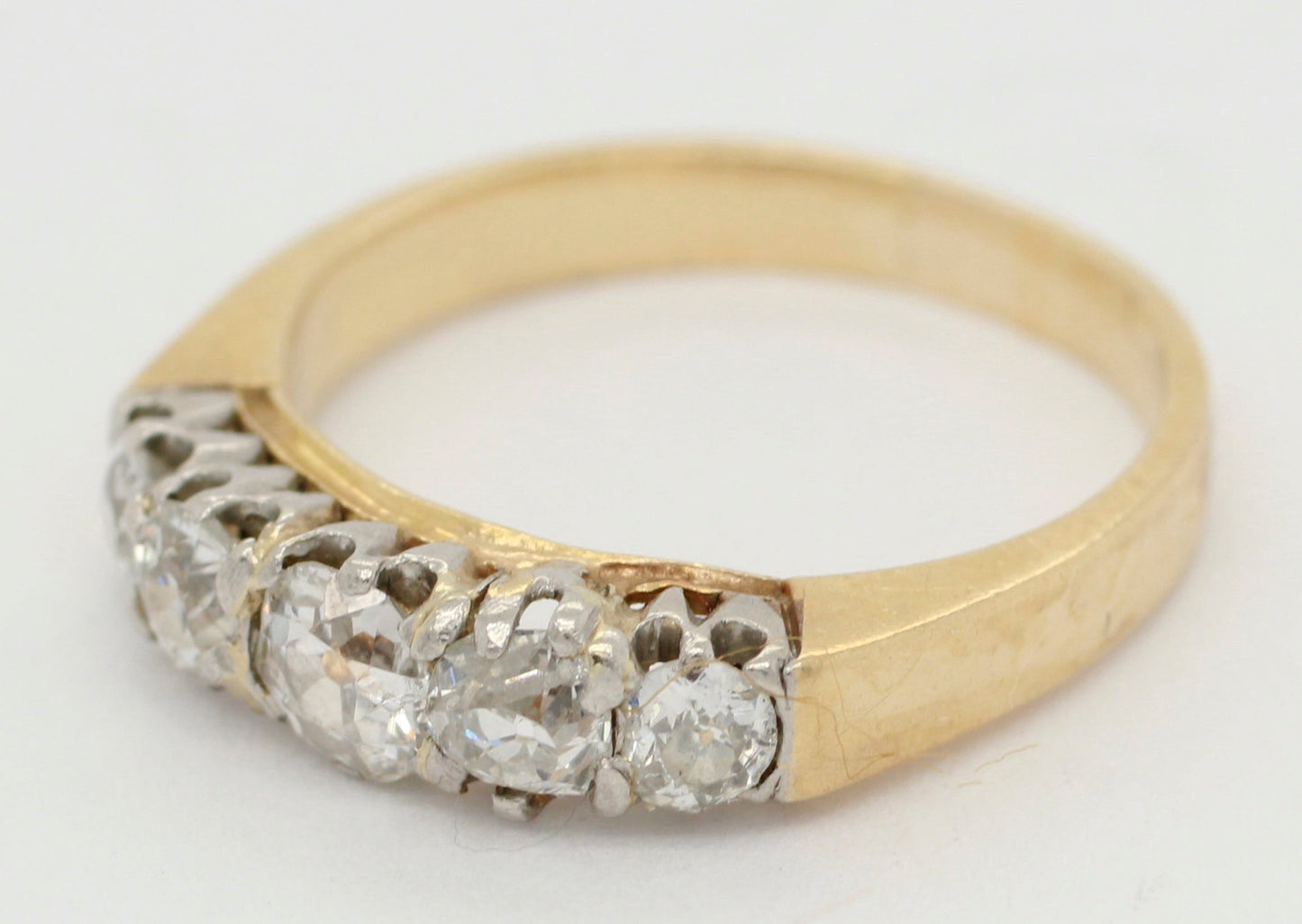 Antique Art Deco 0.60ctw Single Row Diamond Band Ring - 14k Yellow Gold