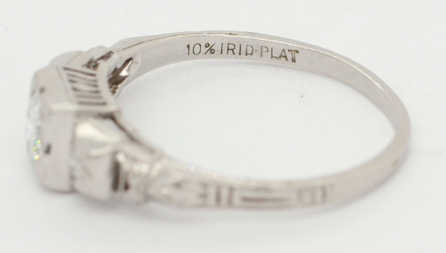Antique Art Deco 0.25ctw Diamond Three Stone Ring in 900 Platinum | Size 6.25