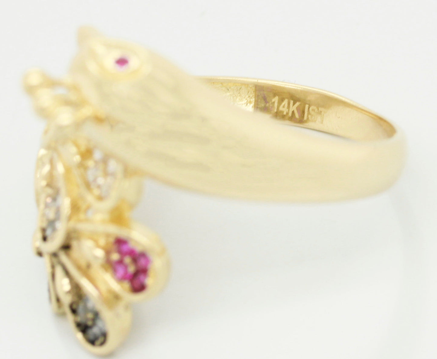 Vintage 0.10ctw Ruby Peacock Ring - 14k Yellow Gold - Size 8