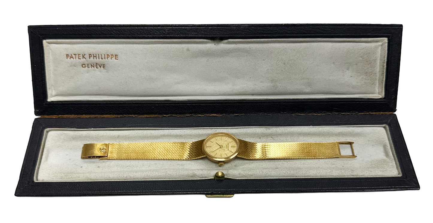 VINTAGE Ladies Patek Philippe Ellipse CHAMPAGNE 18K Yellow Gold 20mm Manual 3351