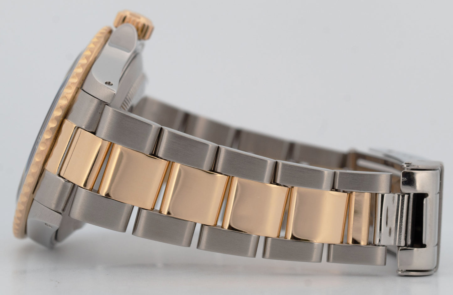 Rolex Submariner Date 40mm Champagne Serti Two-Tone 18K Gold Steel 16613 Watch