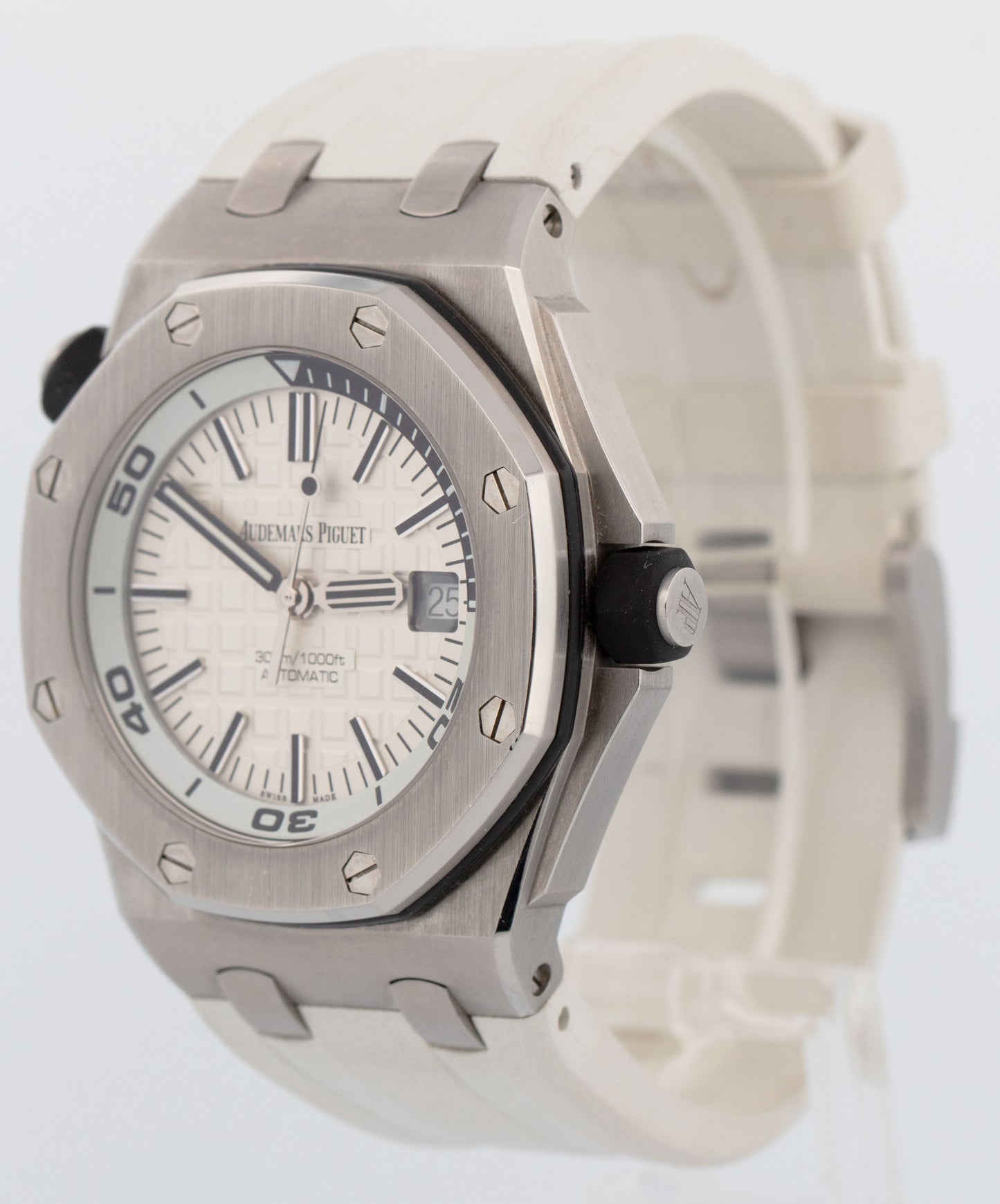 Audemars Piguet Royal Oak Offshore Diver White 42mm Rubber 15710ST Watch Box
