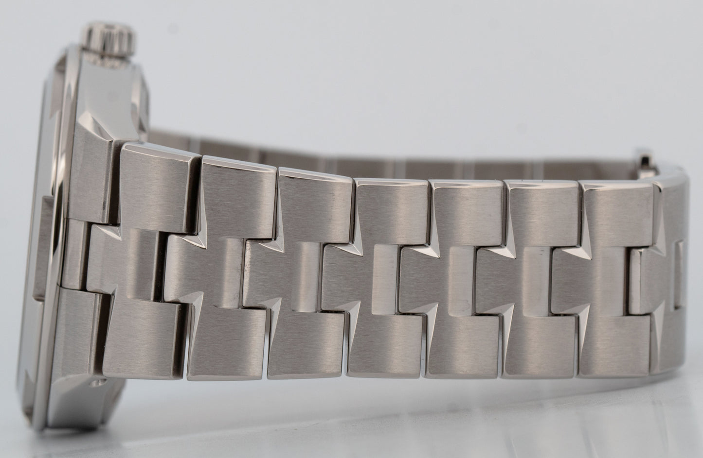 PAPERS Vacheron Constantin Overseas Black 41mm Stainless Steel 4500V Watch BOX