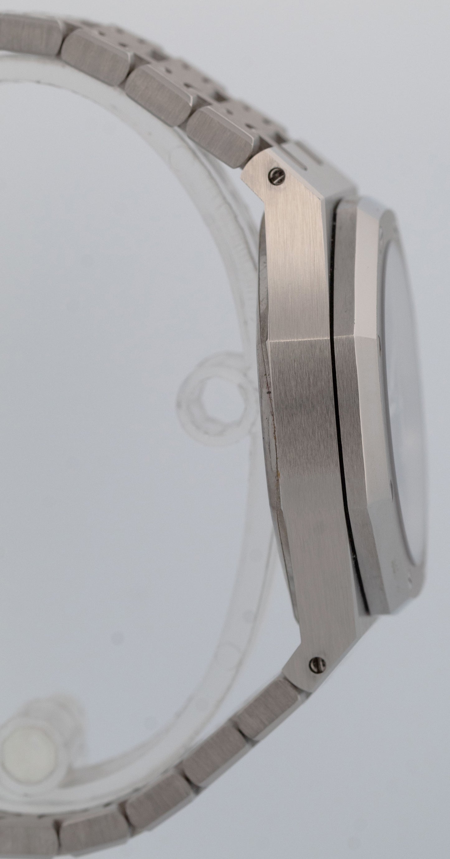 Audemars Piguet Royal Oak Chronograph BLUE 39mm Stainless Steel Watch 26300ST