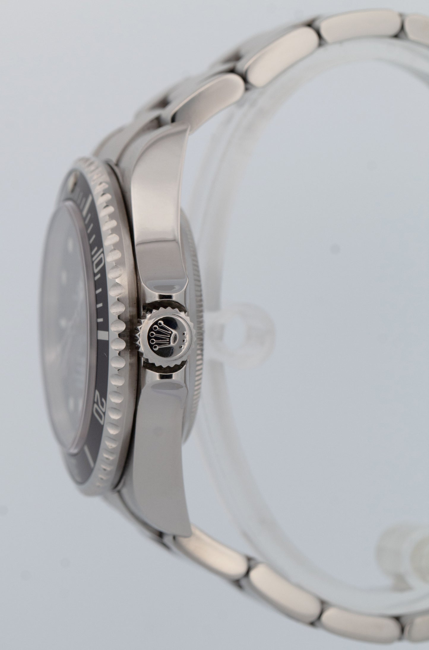 2004 Rolex Sea-Dweller 16600 40mm Black NO-HOLES Stainless Steel Date Dive Watch