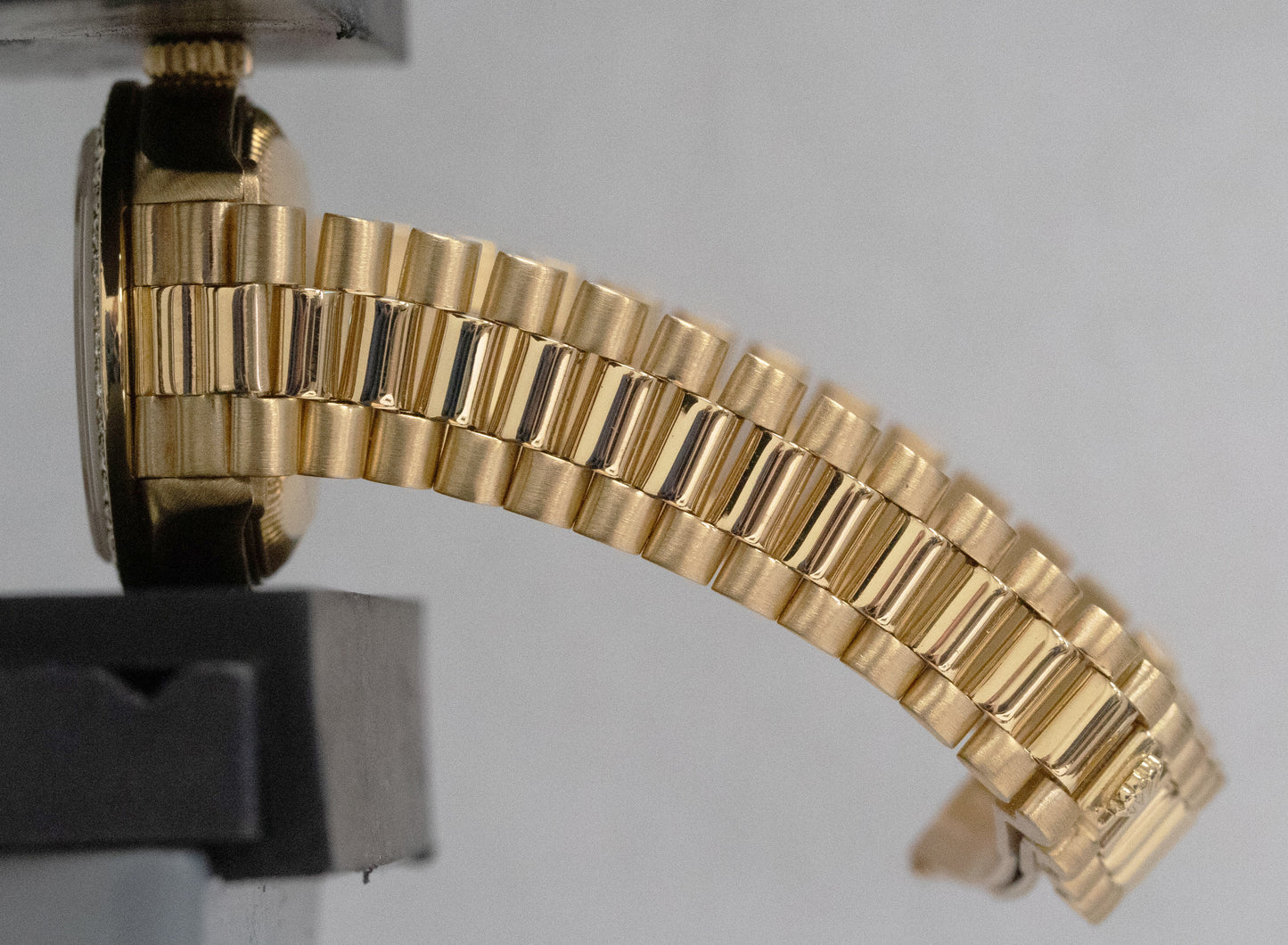 Ladies Rolex DateJust President CHAMPAGNE DIAMOND 18K Yellow Gold 26mm 69178