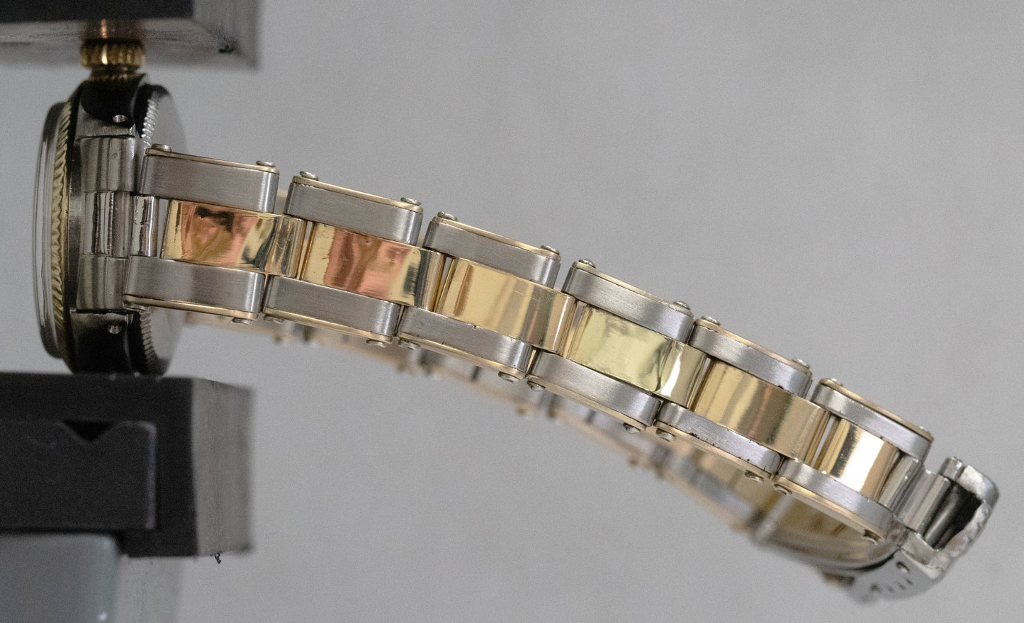Ladies Rolex Oyster Perpetual 26mm Mother of Pearl Diamond Fluted Gold 6619 BOX