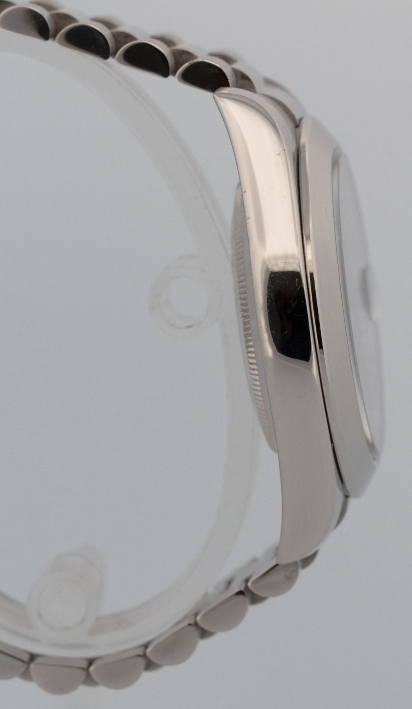 PAPERS UNPOLISHED Rolex Day-Date Presidential 41mm 950 Platinum 218206 BOX