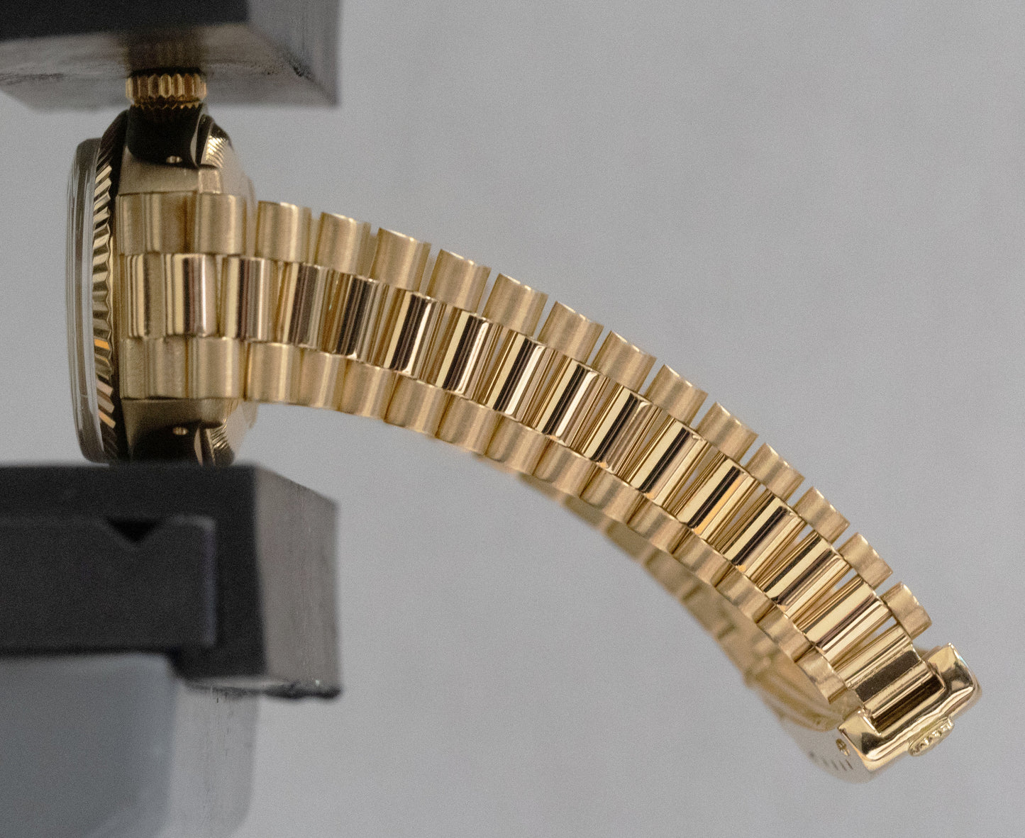 PAPERS Ladies Rolex DateJust President 26mm Champagne 18K Gold 6917 Watch BOX