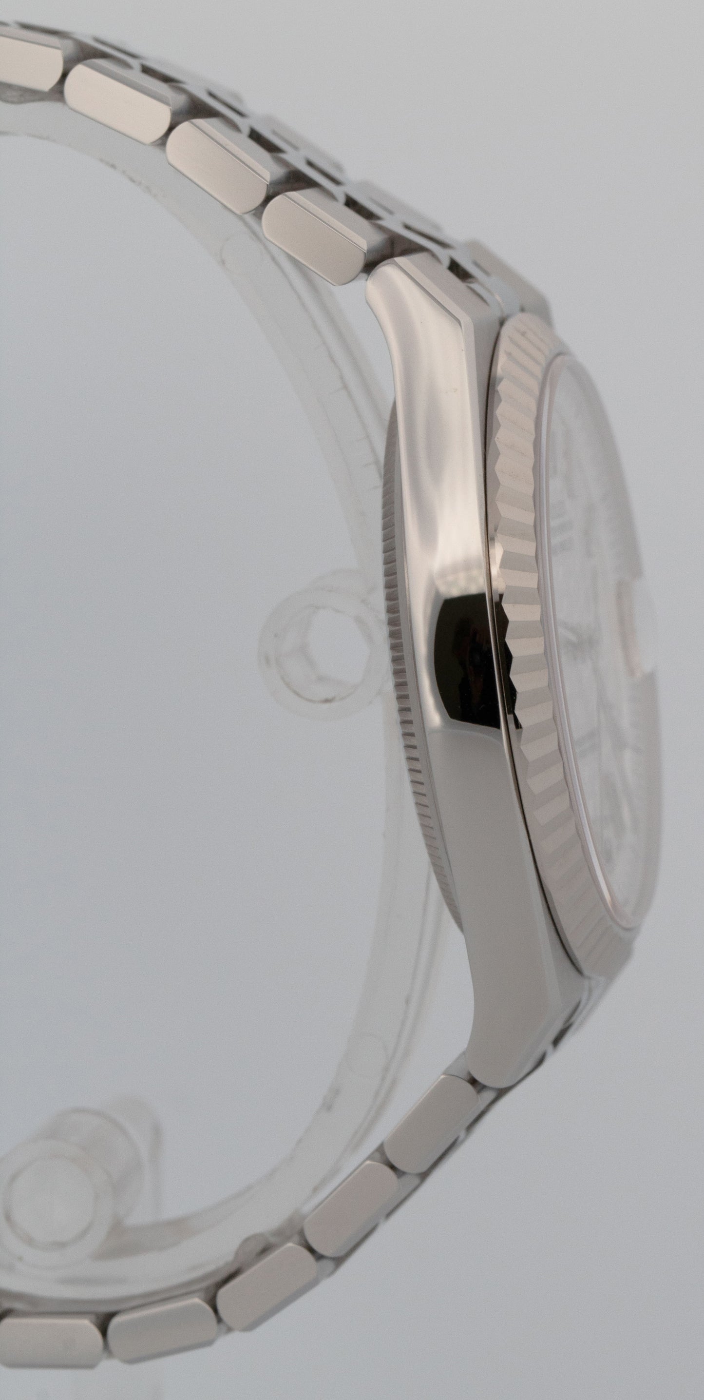 NEW UNWORN 2025 PAPERS Rolex Land-Dweller 40mm White Stainless Watch 127334 BOX