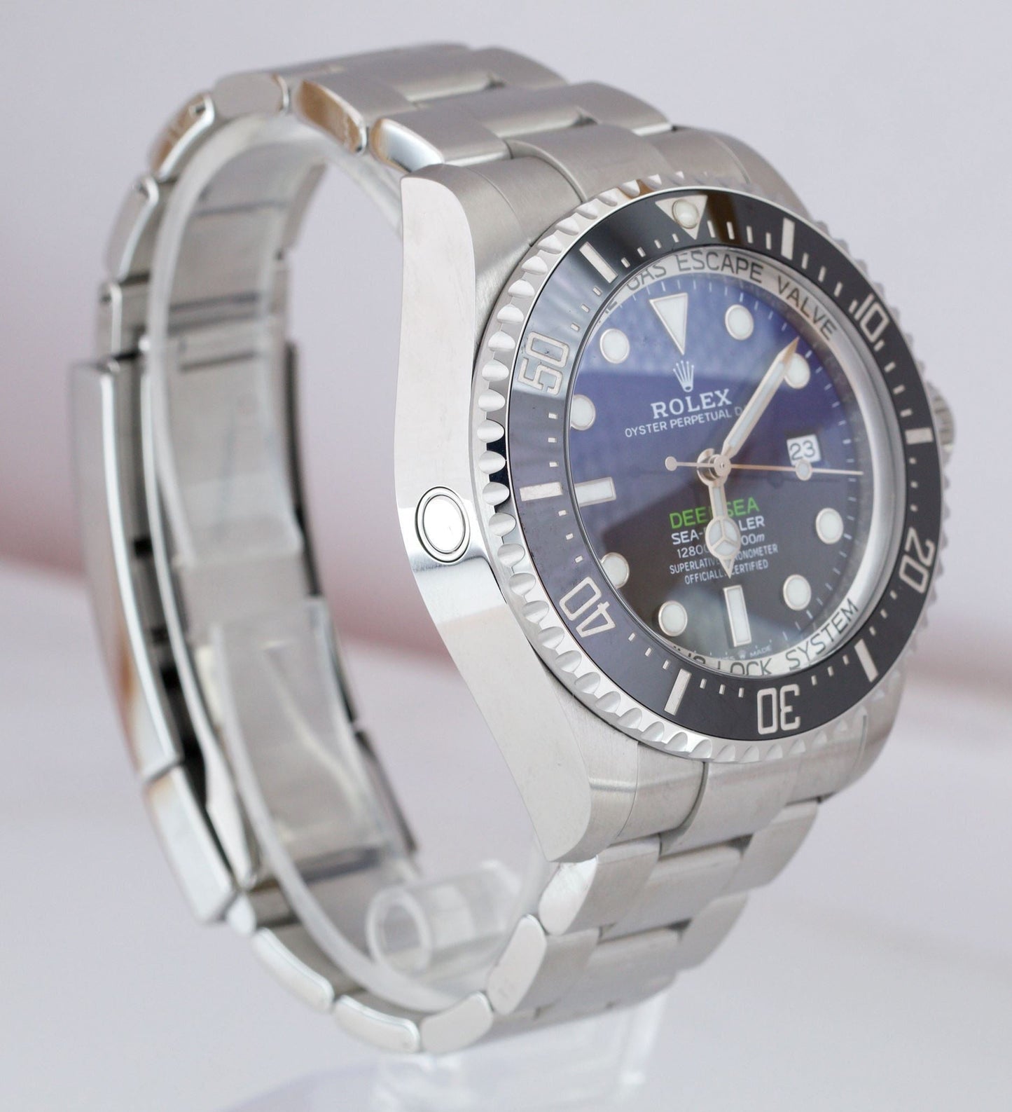 MINT 2022 Rolex Sea-Dweller Deepsea 126660 James Cameron Blue Steel 44mm Watch