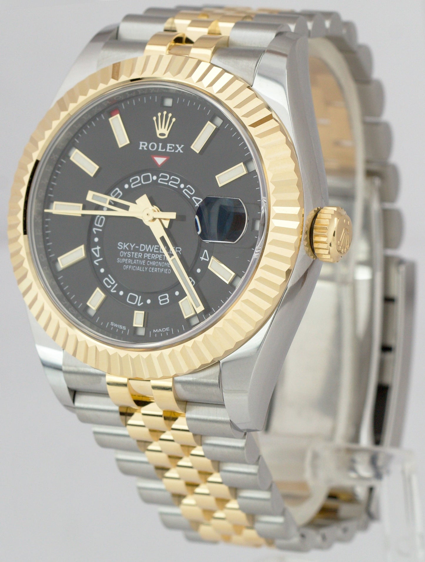 MINT 2023 PAPERS Rolex Sky-Dweller Black 18K Yellow Gold 42mm JUBILEE 326933 BOX