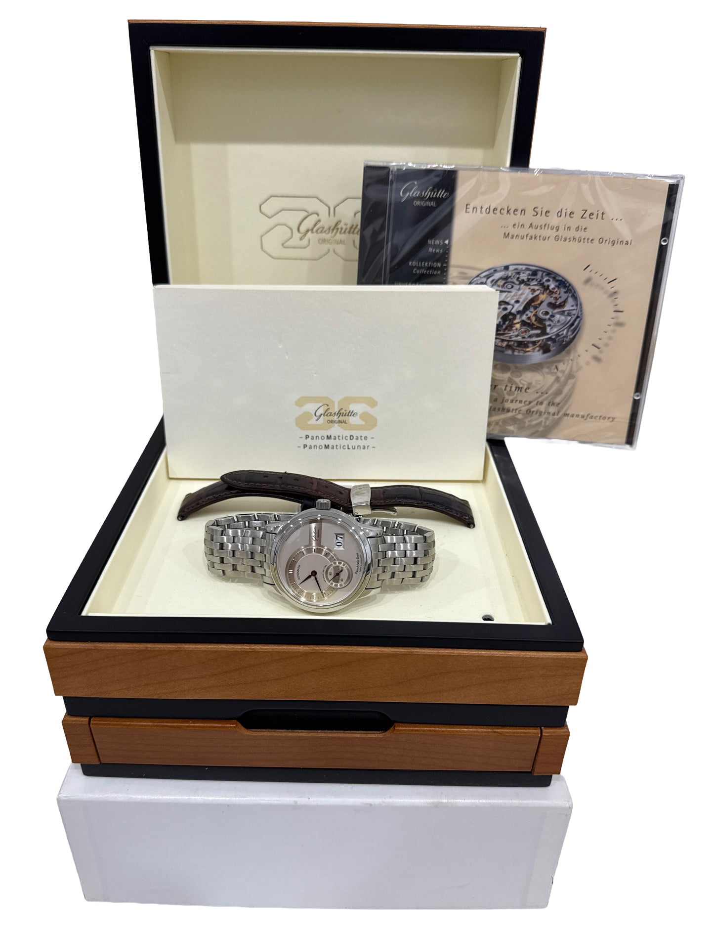 Glashutte Panomatic Date 39mm SILVER Automatic Stainless 90-01-02-02-14 BOX