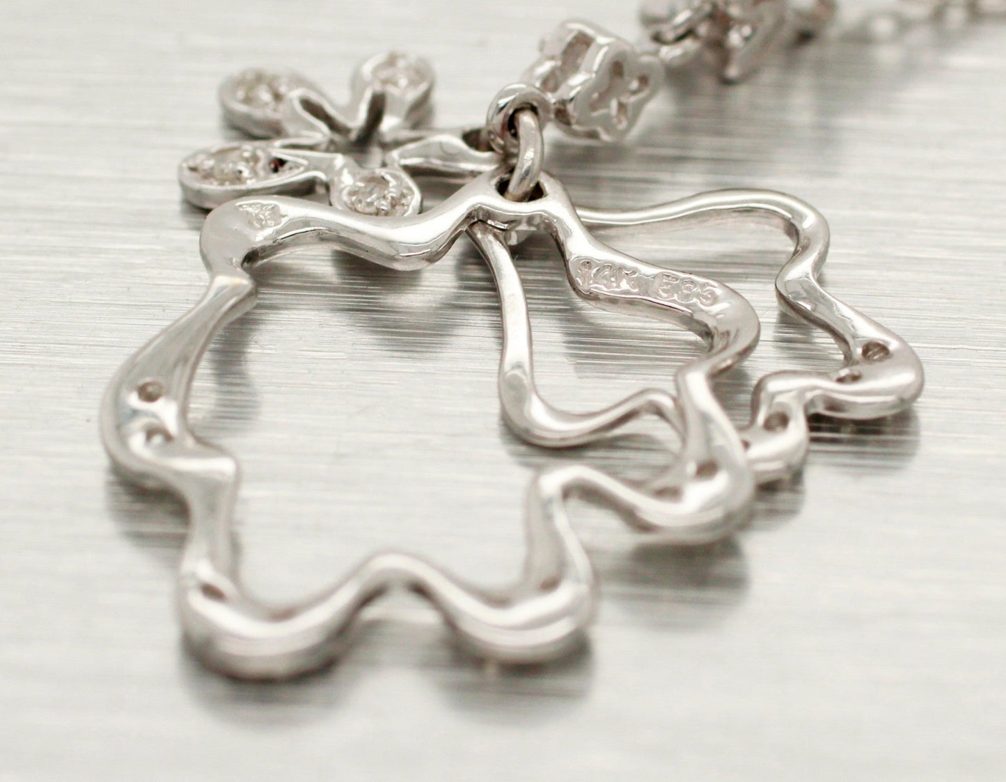 Modern Abstract 0.20ctw Diamond Wave Star Pendant - 14k White Gold Necklace 20" Chain