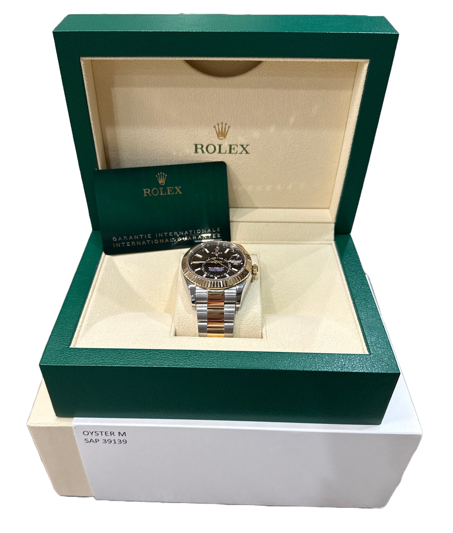 MINT 2022 PAPERS Rolex Sky-Dweller BLACK 18K Yellow Gold 42mm OYSTER 326933 BOX