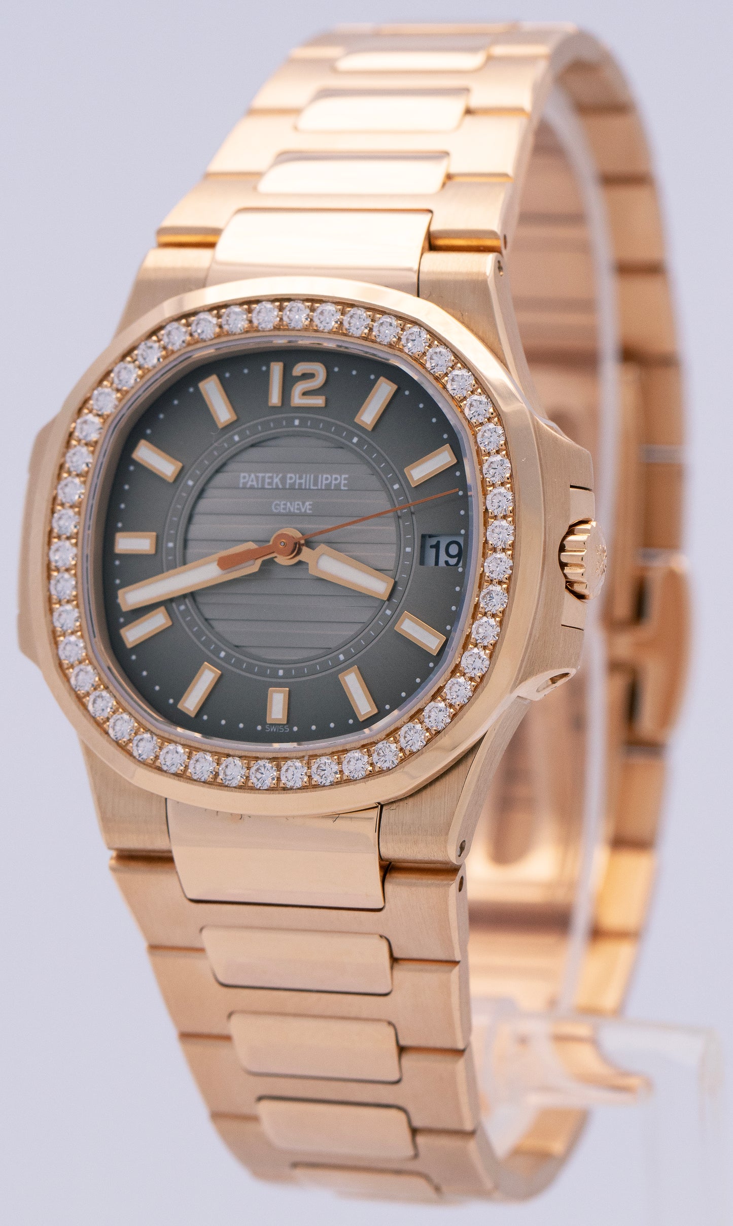 MINT PAPERS Patek Philippe Nautilus 18K Rose Gold 32mm Diamond Watch 7010/1R-010