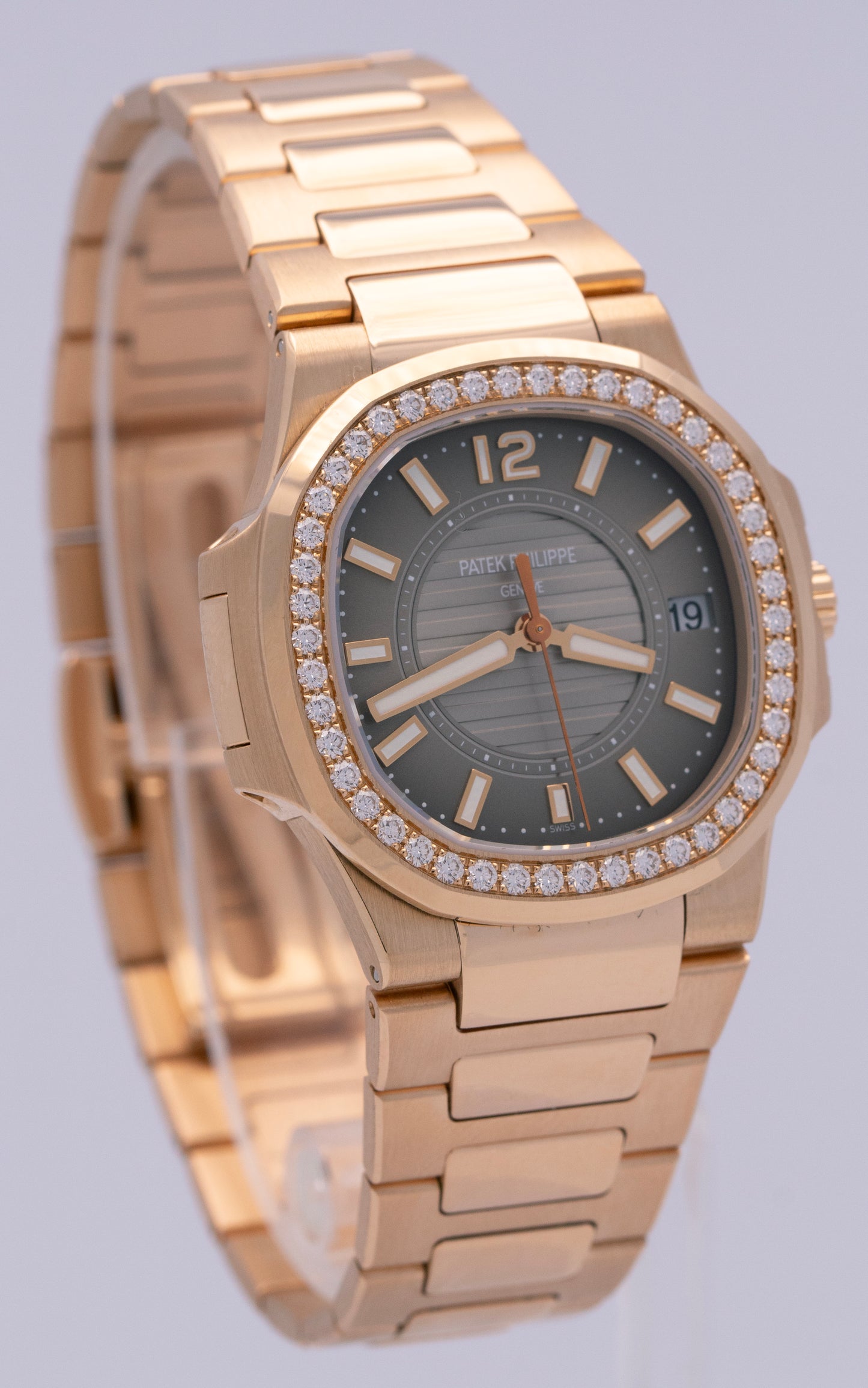 MINT PAPERS Patek Philippe Nautilus 18K Rose Gold 32mm Diamond Watch 7010/1R-010