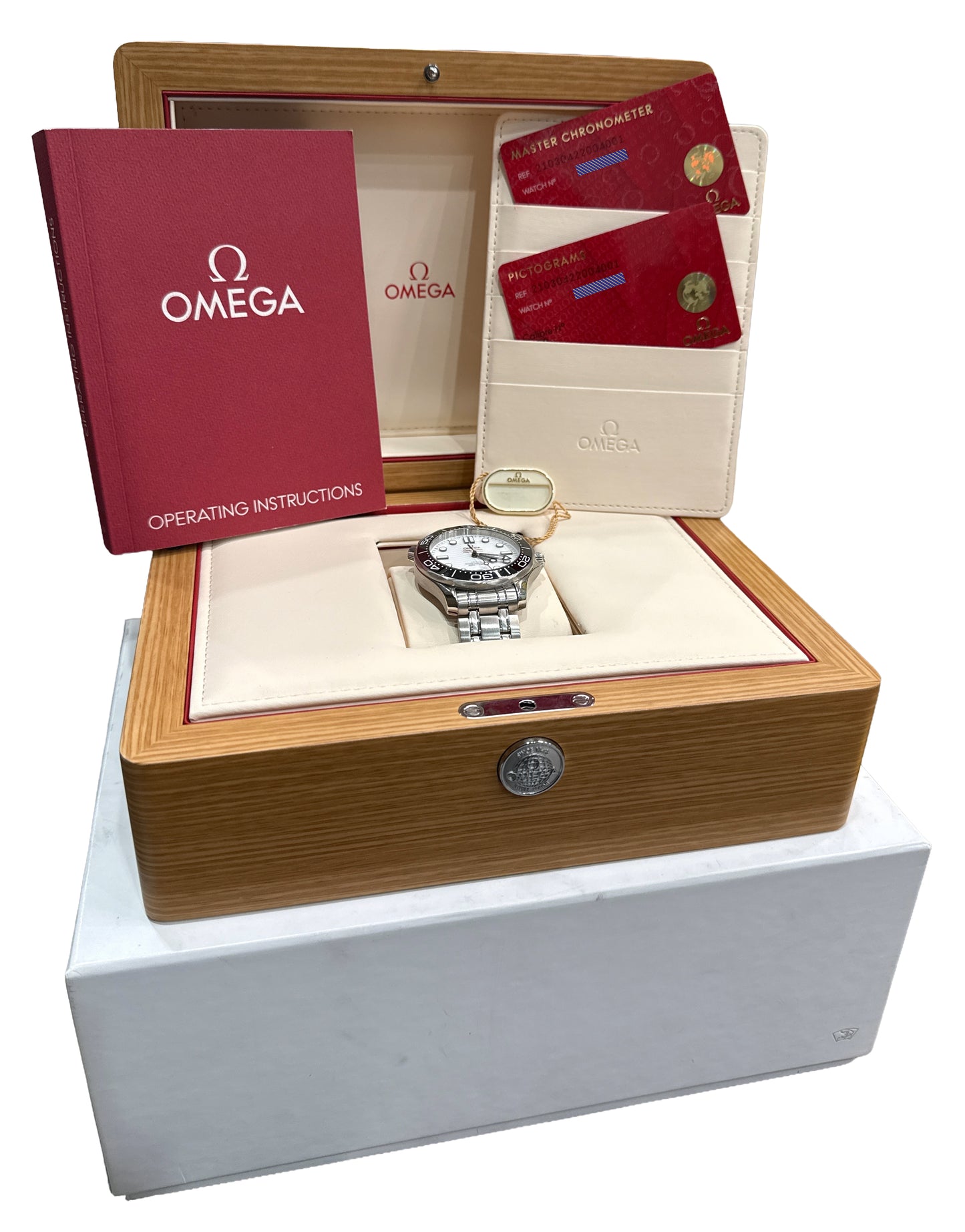 Omega Seamaster Diver 300M 42mm WHITE WAVE Steel 210.30.42.20.04.001 Watch BOX