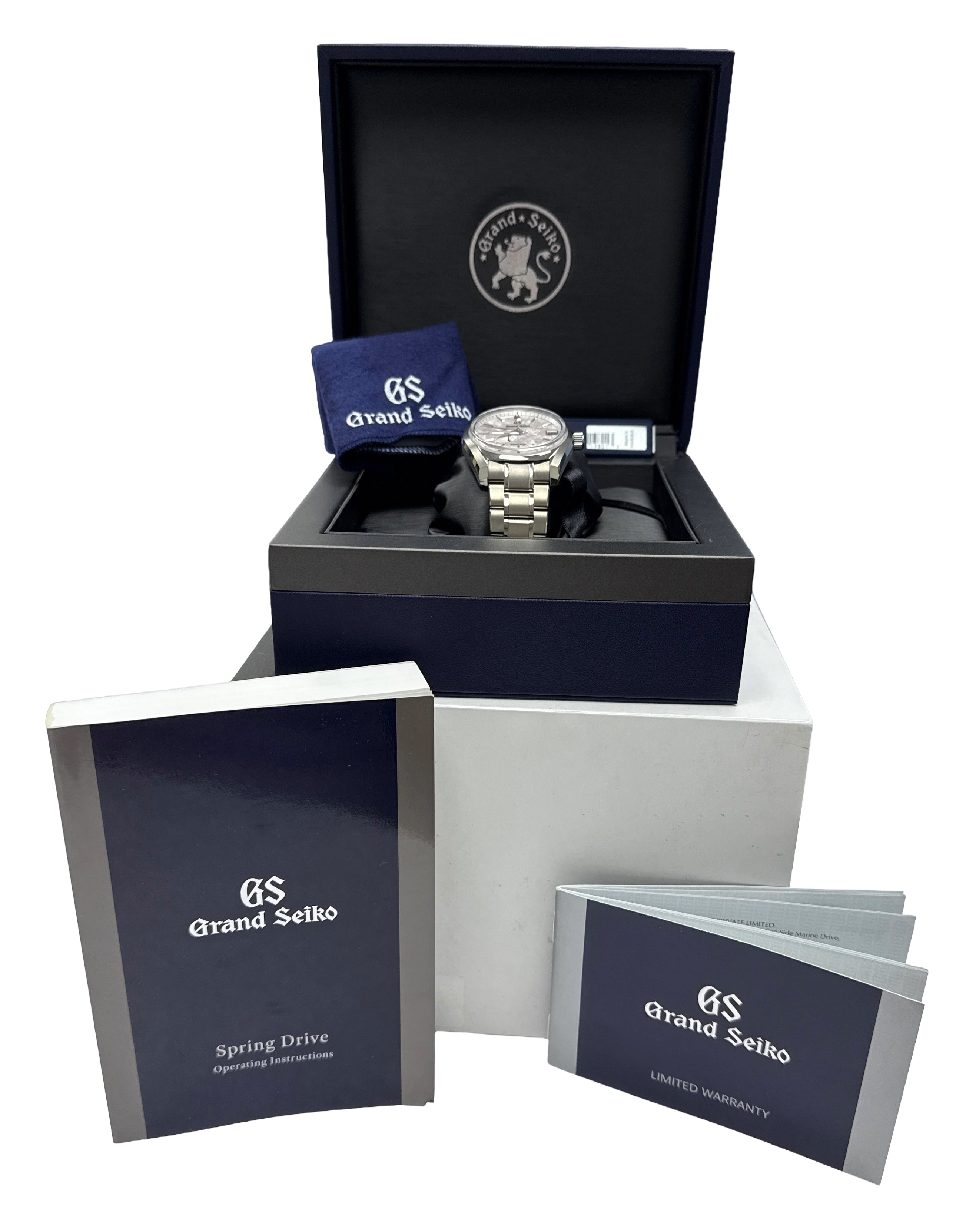 PAPERS Grand Seiko Heritage Titanium SHUNBUN Cherry Blossom
