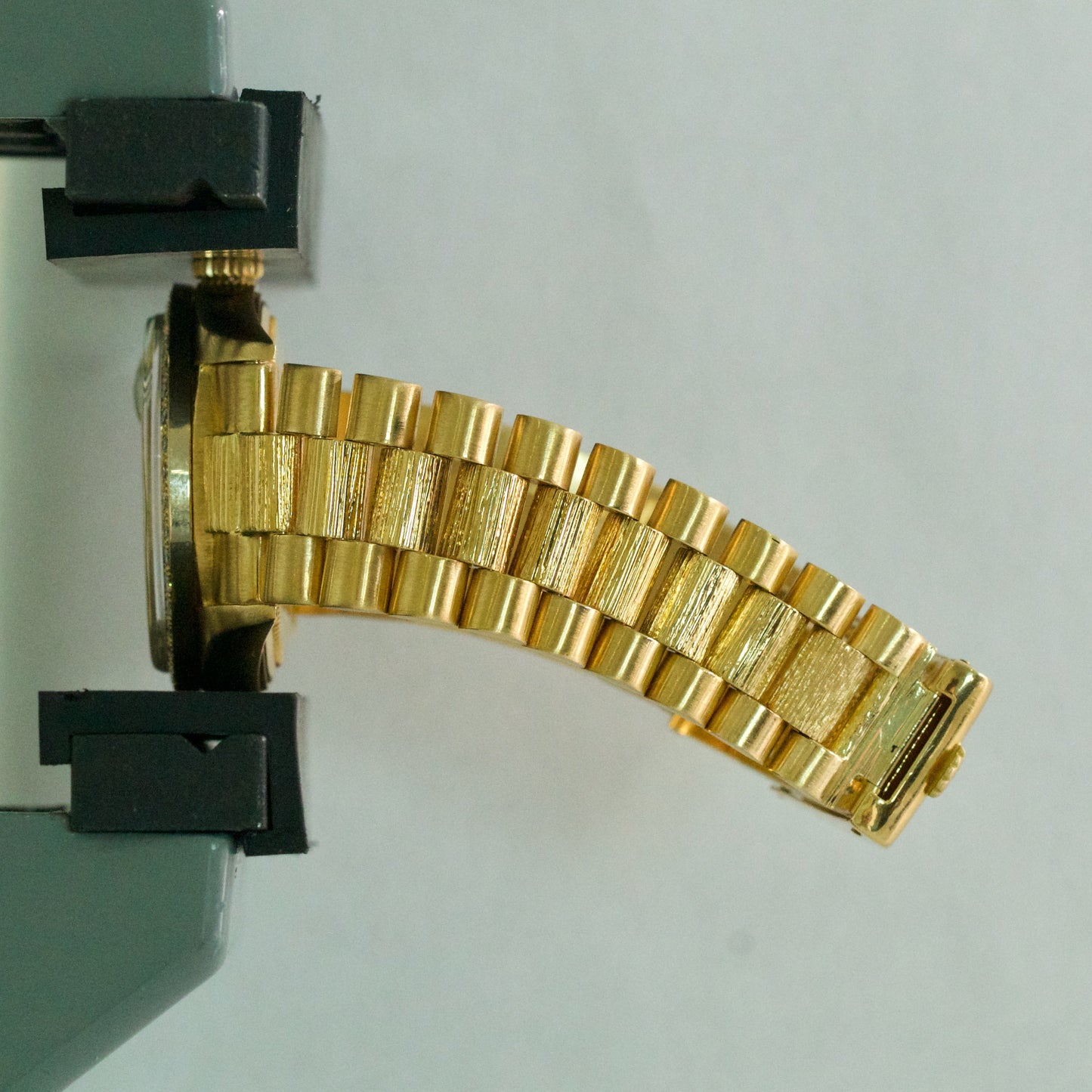 Rolex Day-Date President 36mm 18K Yellow Gold Champagne DIAMOND 1803 BARK Watch