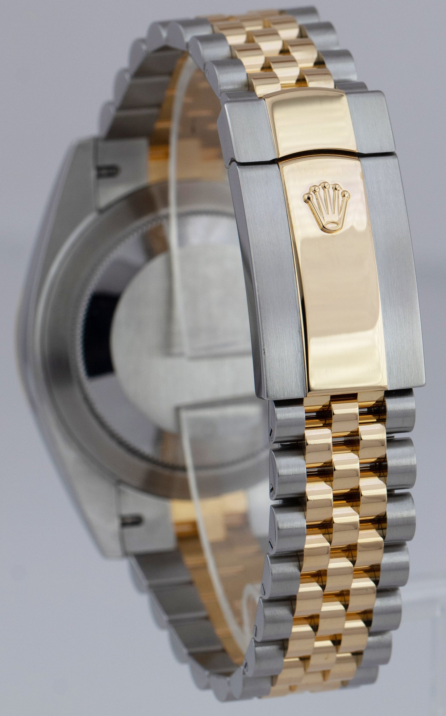 2020 Rolex DateJust 41 126333 Wimbledon Two-Tone Gold Steel 41mm Jubilee Watch