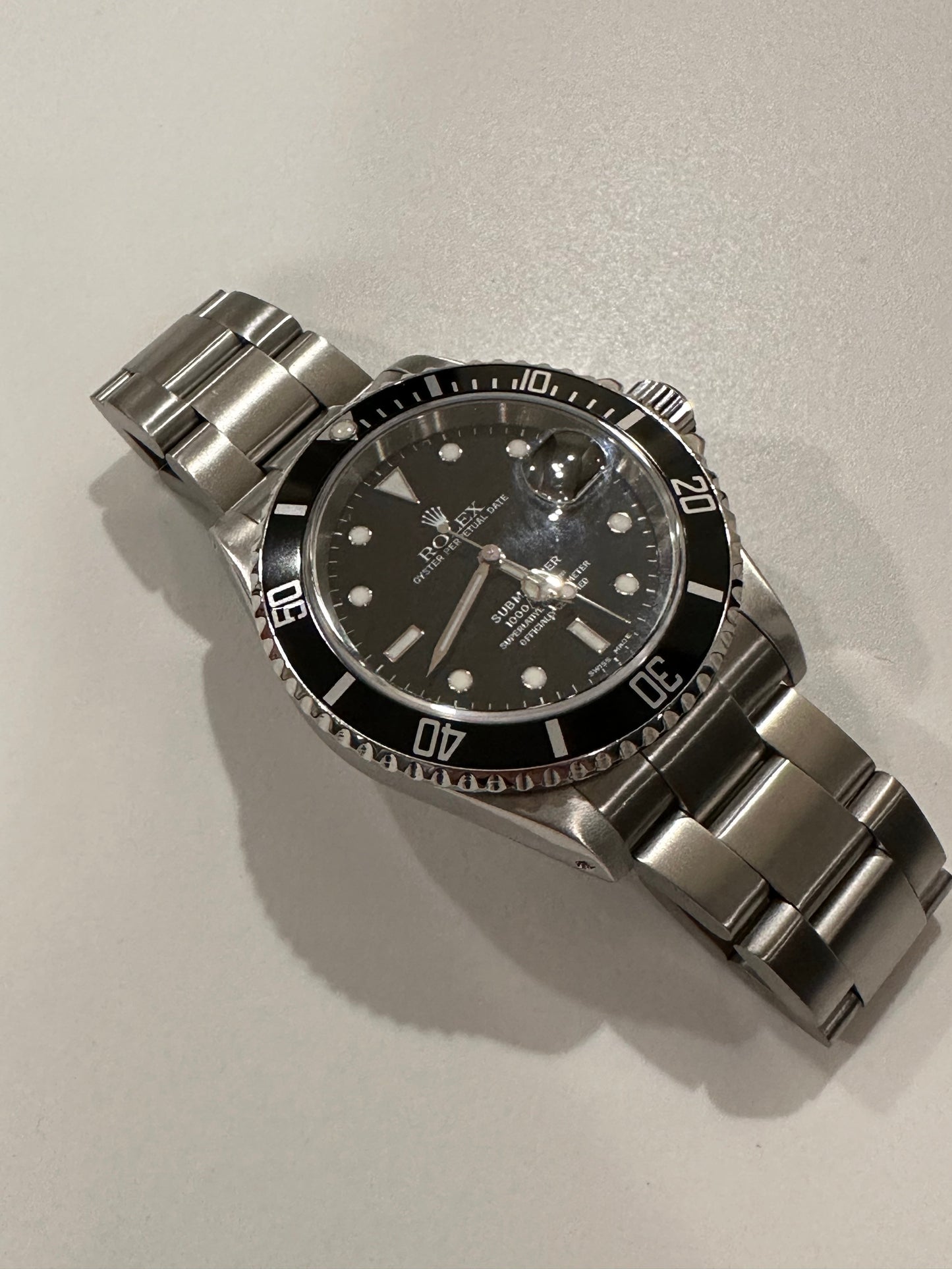 MINT Rolex Submariner Date SEL 40mm Black Stainless Steel Dive Watch 16610